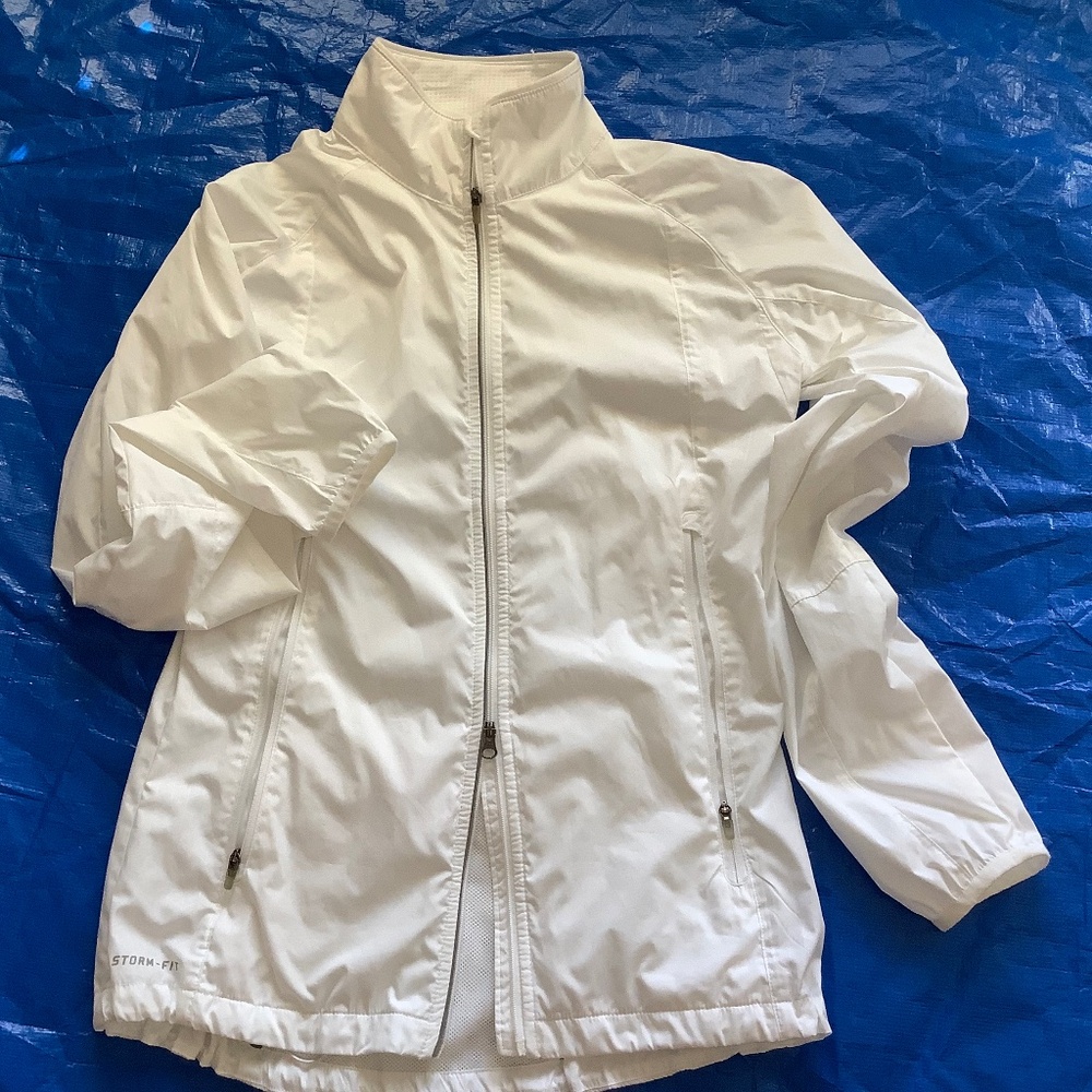 Nike Storm-Fit windbreaker jacket XS